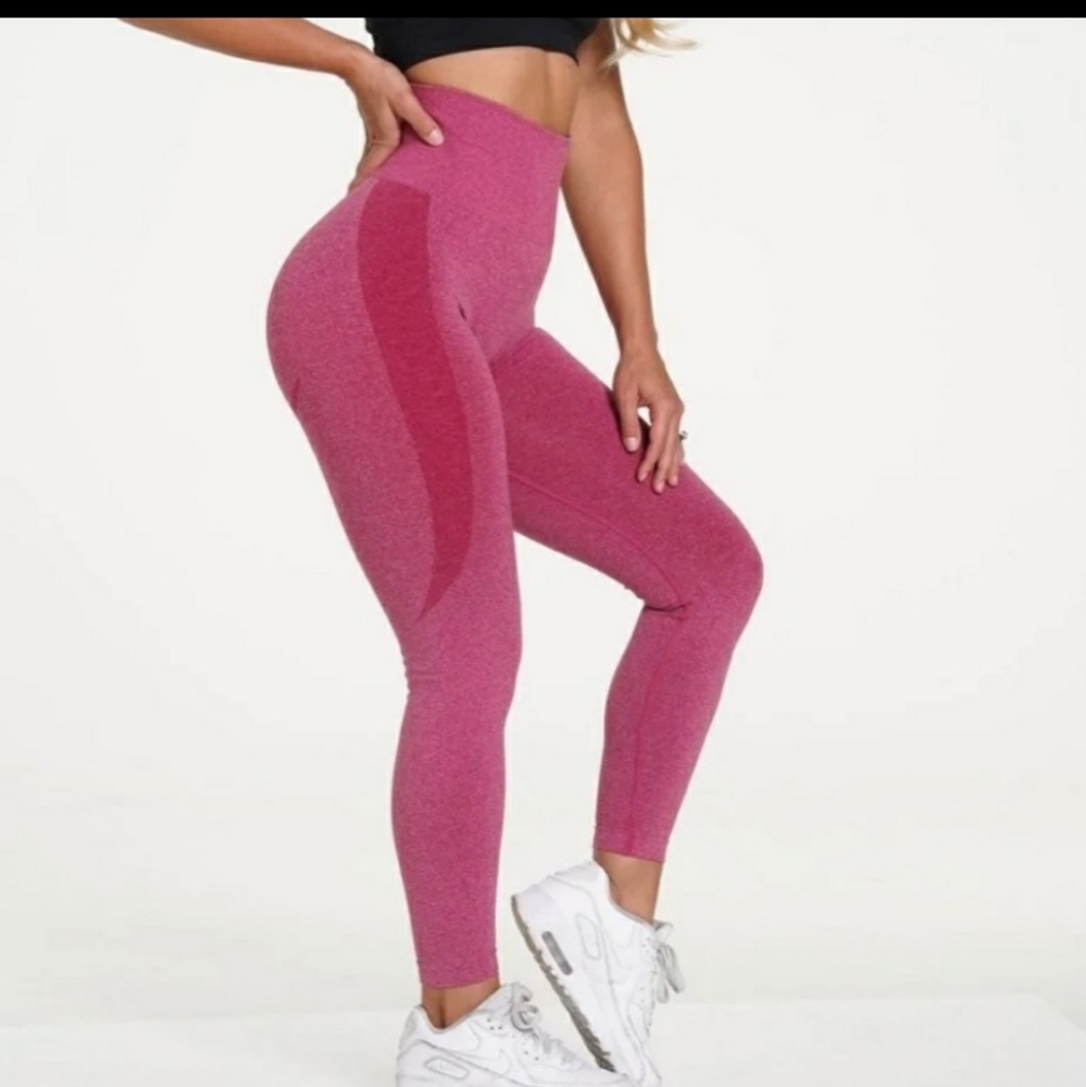 Nvgtn crimson legging xs